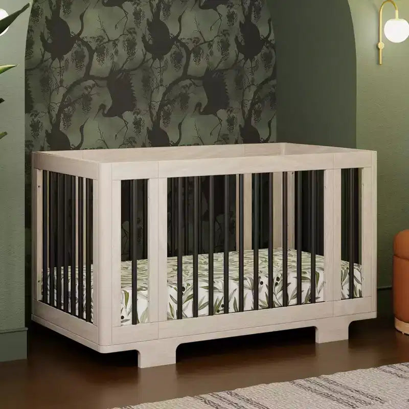 Lettino trasformabile Babyletto Yuzu 8-in-1 con kit di trasformazione per tutte le fasi
