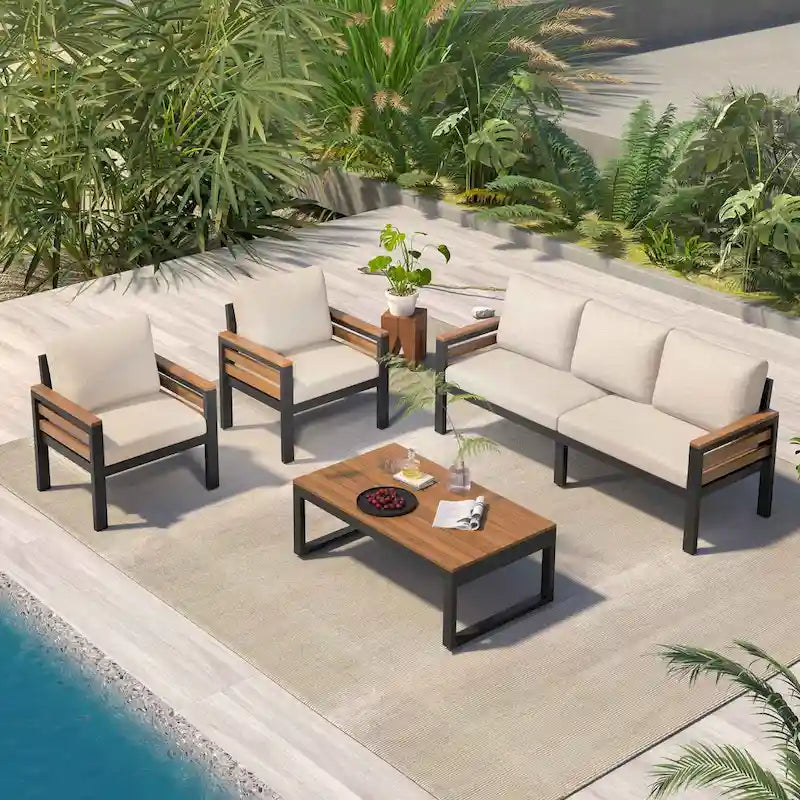 4-teiliges Gartensofaset für 5 Personen mit Couchtisch aus Massivholz und abnehmbaren Kissen