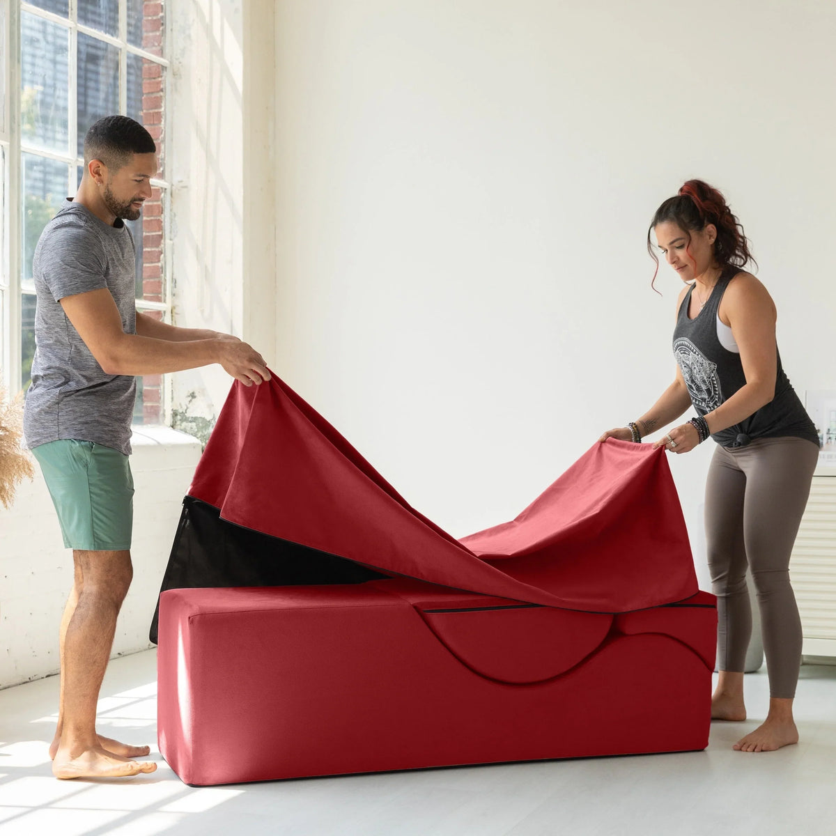 Chaise longue convertibile Avana Kami / poltrona per yoga e massaggi - pouf 2-in-1 con poltrona lounge da yoga ripiegabile estraibile nascosta, microvelluto - N/A