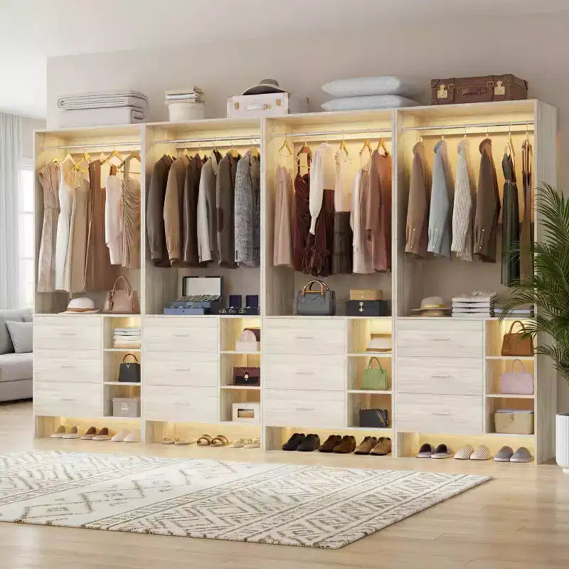 Set Besiost di 4 organizzatori per armadio con cassetti in legno e aste appendiabiti