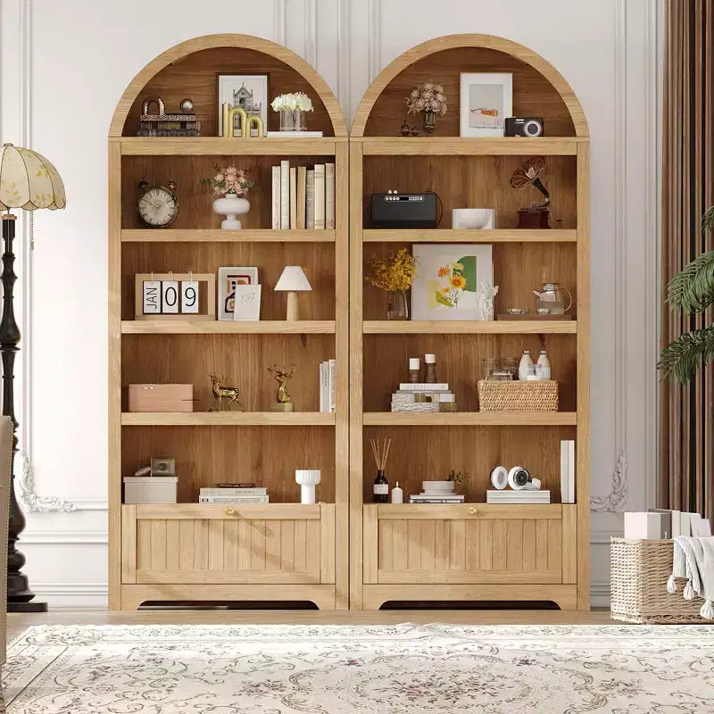 Libreria ad arco da 72" con cassetto contenitore, mobile espositore moderno in legno a 6 ripiani con scaffali aperti e cassetto inferiore, anta curva