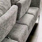 Divanetto da 65" – Rivestimento in ciniglia con schienale estensibile e portabicchieri
