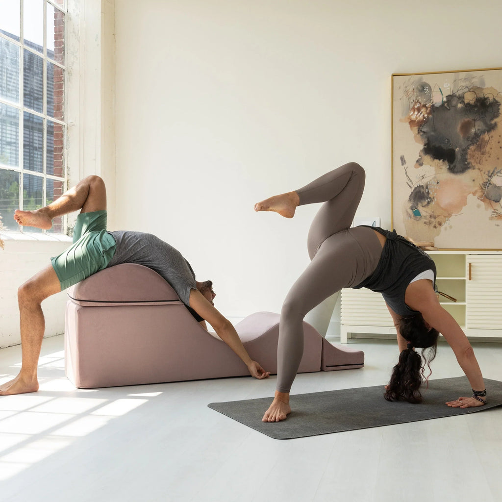 Chaise longue convertibile Avana Kami / poltrona per yoga e massaggi - pouf 2-in-1 con poltrona lounge da yoga ripiegabile estraibile nascosta, microvelluto - N/A