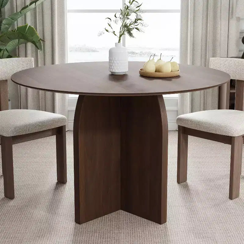 Table à manger ronde PexFix de 45 x 45 en bois massif, finition noyer et pieds élégamment arqués, pour salles à manger et cuisines modernes