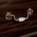 Vame traditionelles 2-teiliges Set aus Kommode mit 9 Schubladen und Spiegel von Furniture of America