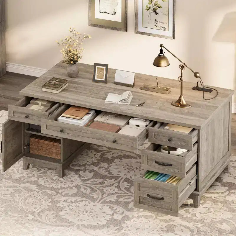 60-Zoll-Chef-Schreibtisch mit Schubladen, Homeoffice-Schreibtisch mit Ladestation, hölzerner Computer- und Schreibschreibtisch für das Arbeitszimmer, Konferenztisch für das Wohnzimmer