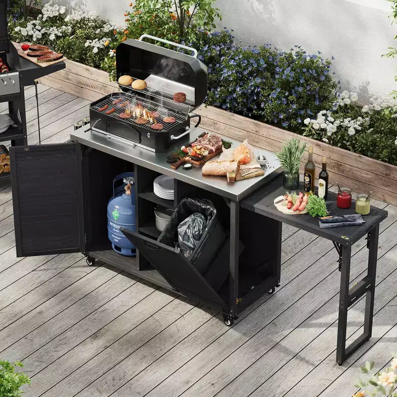Isola da cucina da esterno da 78,3 pollici con piano di lavoro in acciaio inox, stazione barbecue pieghevole e armadietti contenitori, nera