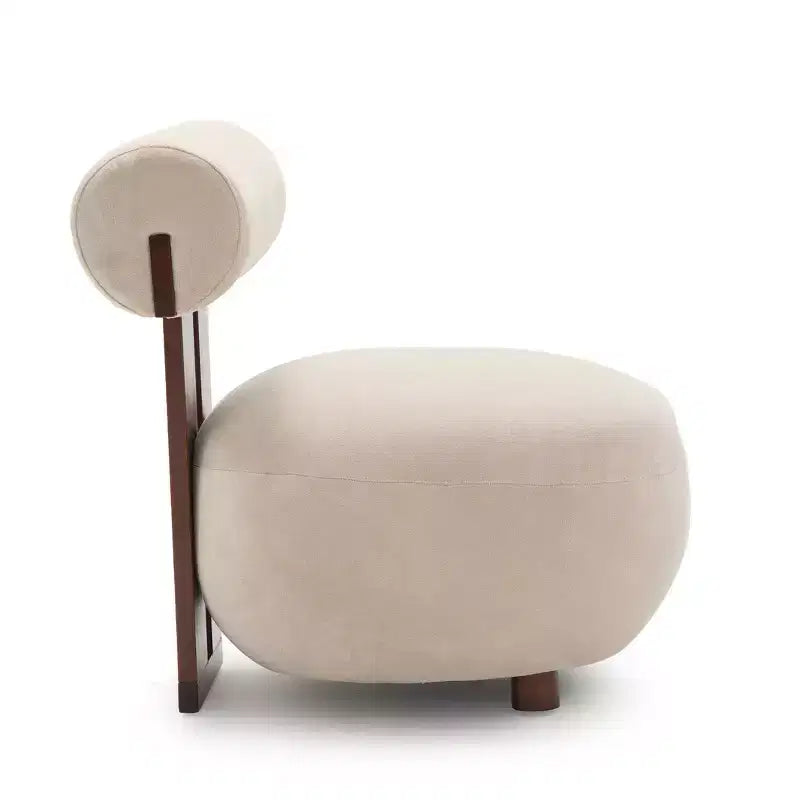 Christopher Knight Home Chariya, μοντέρνα πολυθρόνα-διακοσμητικό με γλυπτική πλάτη κυλινδρικού σχήματος, από καουτσουκόξυλο και επενδυμένη με βελούδο